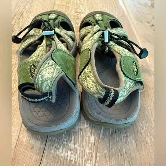 KEEN Venice H2 Hiking Sandals Women's Size 6.5 Green Waterproof - Picture 4 of 7